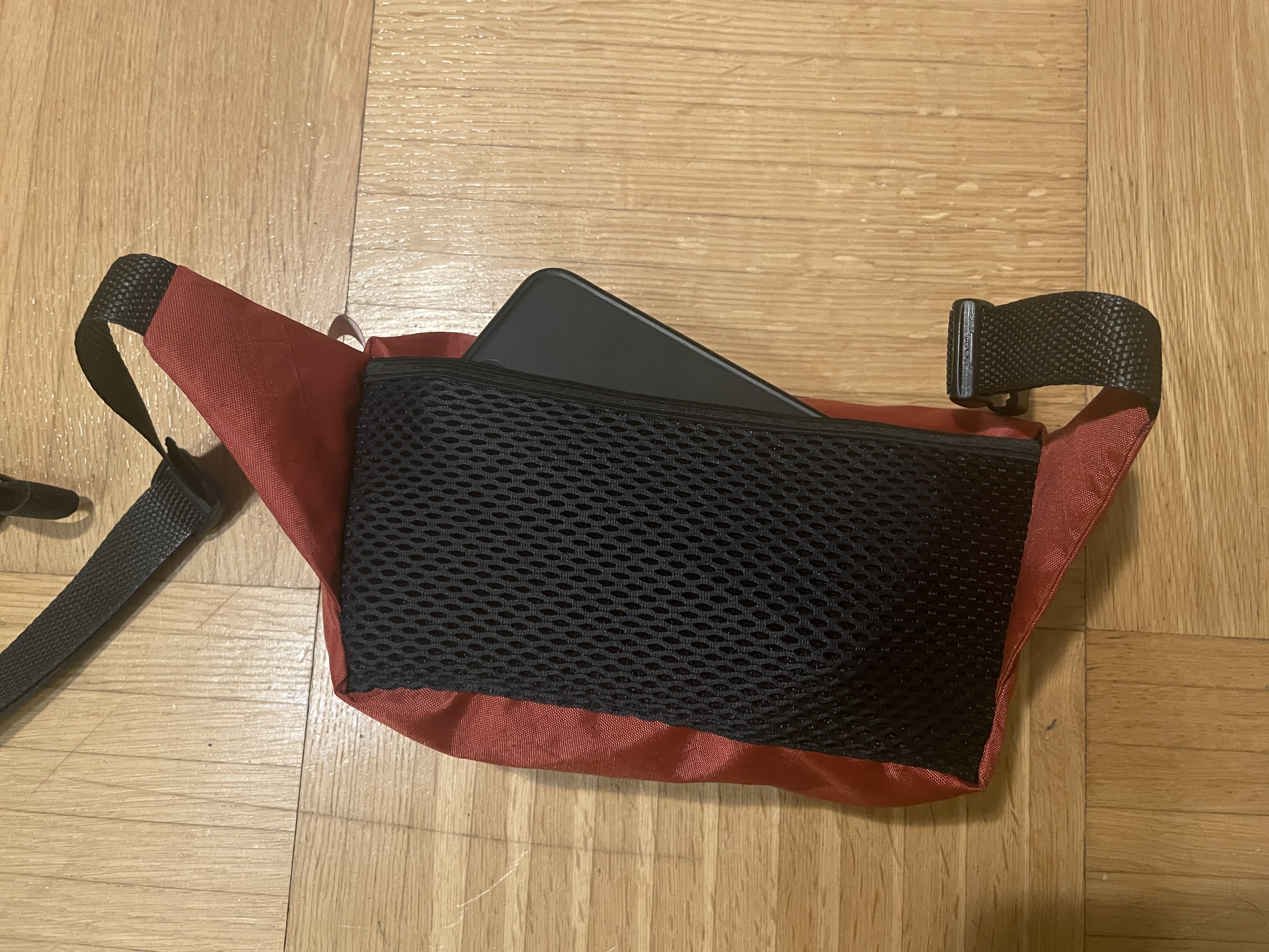 images/Produkte/Die%20Minimale%20Bauchtasche/IMG_8424.jpeg#joomlaImage://local-images/Produkte/Die Minimale Bauchtasche/IMG_8424.jpeg?width=4032&height=3024