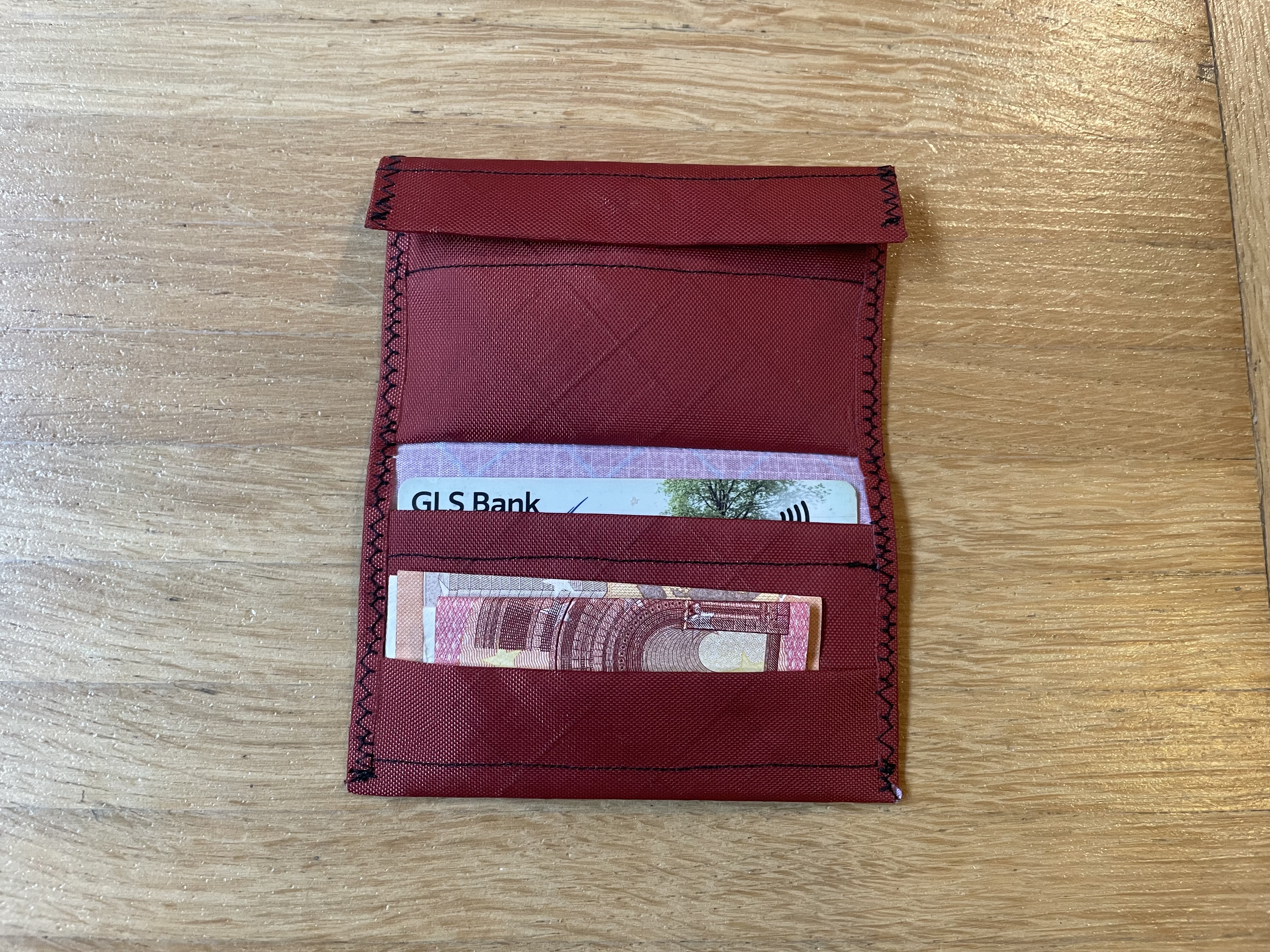 images/Produkte/Geldbeutel/IMG_8354.jpeg#joomlaImage://local-images/Produkte/Geldbeutel/IMG_8354.jpeg?width=4032&height=3024